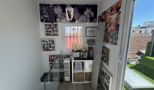 Resale - Town House -
San Miguel de Salinas - Inland