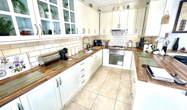 Resale - Villa -
Villamartin - Costa Blanca