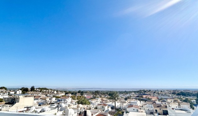 Resale - Villa -
Villamartin - Costa Blanca