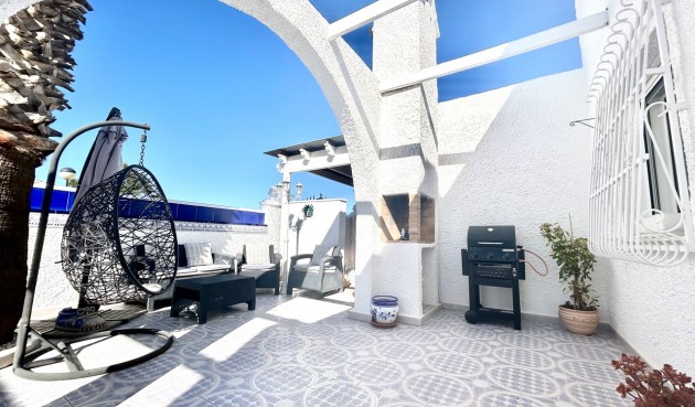 Resale - Villa -
Villamartin - Costa Blanca