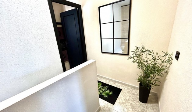 Resale - Town House -
Playa Flamenca - Costa Blanca