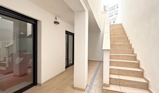 Resale - Villa -
Orihuela Costa - Costa Blanca