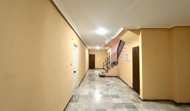 Brukt - Apartment -
Torrevieja - Acequion