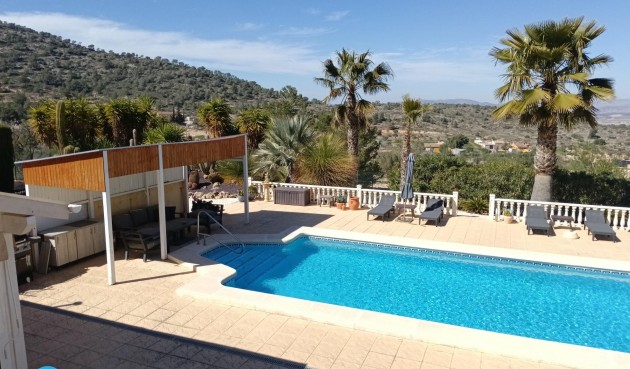 Resale - Villa -
Abanilla