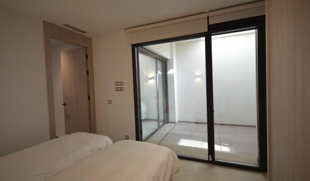 Återförsäljning - Villa -
Algorfa - Comunidad Valenciana