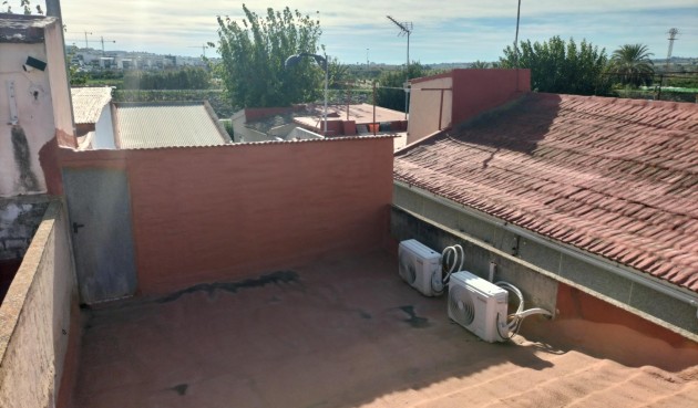 Reventa - Town House -
Formentera del Segura - Centro