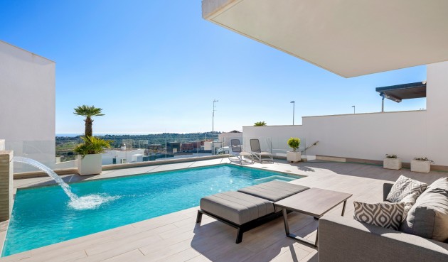 Brukt - Villa -
San Miguel de Salinas - Inland