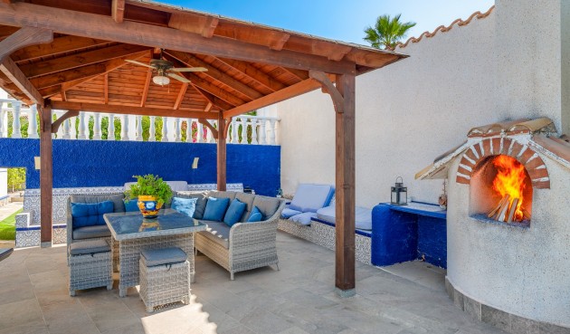 Brukt - Villa -
Almoradí - Inland