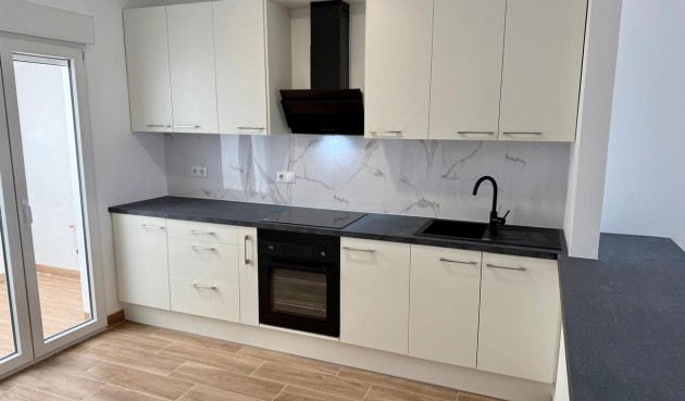 Resale - Semi Detached -
Rojales, CIudad Quesada