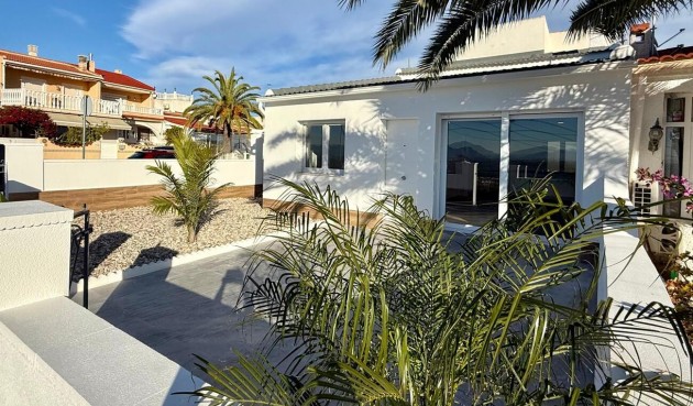 Resale - Semi Detached -
Rojales, CIudad Quesada