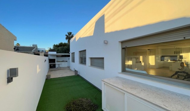 Återförsäljning - Villa -
Mar de Cristal - Costa Calida