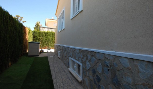 Brukt - Villa -
Ciudad Quesada - Costa Blanca