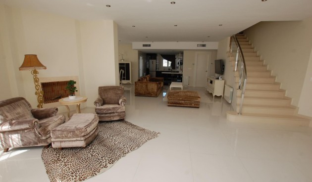 Brukt - Villa -
Ciudad Quesada - Costa Blanca