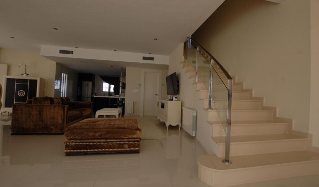 Brukt - Villa -
Ciudad Quesada - Costa Blanca