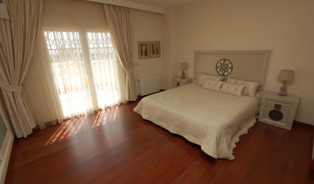 Brukt - Villa -
Ciudad Quesada - Costa Blanca