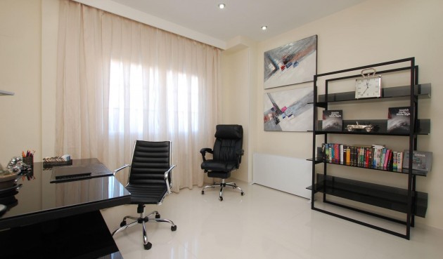 Brukt - Villa -
Ciudad Quesada - Costa Blanca