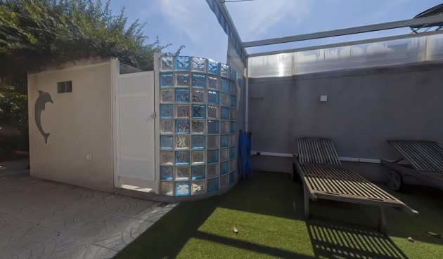 Återförsäljning - Villa -
Torrevieja - Costa Blanca