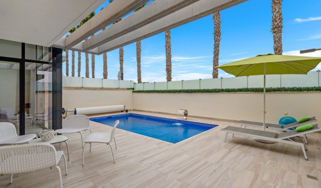 Brukt - Villa -
Orihuela Costa - Cabo Roig