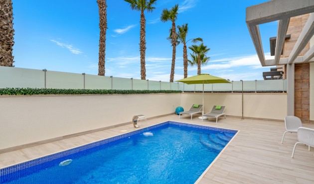 Brukt - Villa -
Orihuela Costa - Cabo Roig