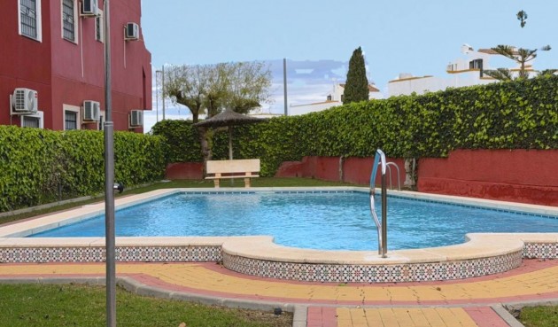 Brukt - Apartment -
Orihuela Costa - Costa Blanca