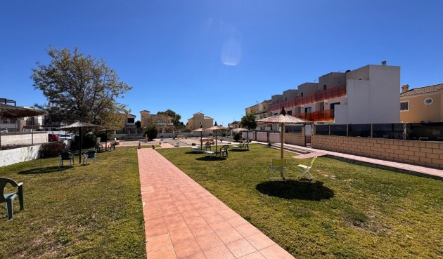 Brukt - Town House -
Campoamor - Costa Blanca