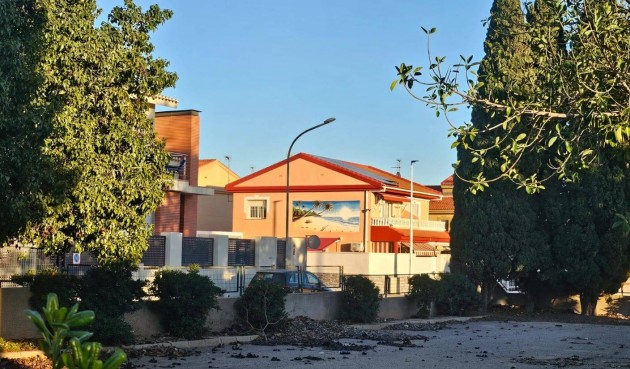 Brukt - Town House -
Santiago de la Ribera - Playa De Santiago De La Ribera