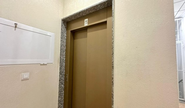 Brukt - Apartment -
Torrevieja