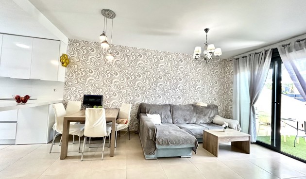 Brukt - Town House -
Los Dolses - Inland