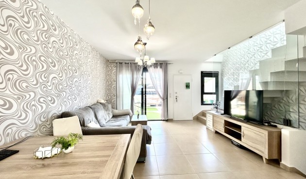 Brukt - Town House -
Los Dolses - Inland