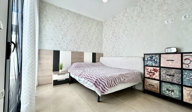 Brukt - Town House -
Los Dolses - Inland