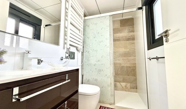 Brukt - Town House -
Los Dolses - Inland