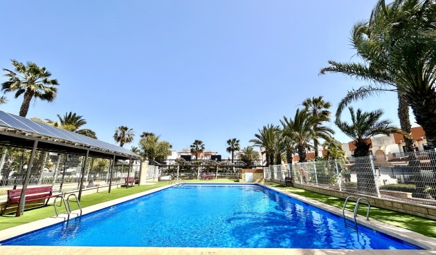 Brukt - Town House -
Los Dolses - Inland