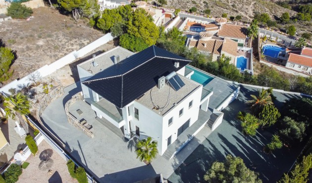 Brukt - Villa -
Ciudad Quesada - Costa Blanca