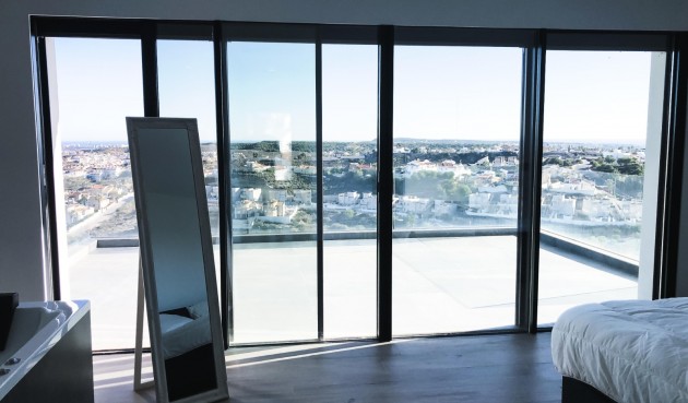 Brukt - Villa -
Ciudad Quesada - Costa Blanca