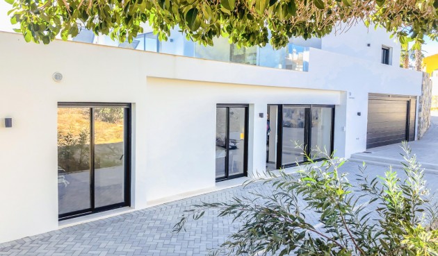 Brukt - Villa -
Ciudad Quesada - Costa Blanca