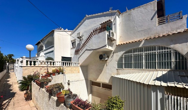 Brukt - Bungalow -
Orihuela Costa - Costa Blanca
