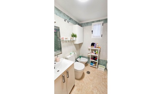 Återförsäljning - Apartment -
Torrevieja - Centro