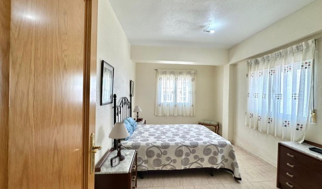 Brukt - Apartment -
Torrevieja - Estacion De Autobuses