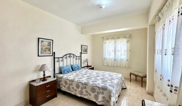 Brukt - Apartment -
Torrevieja - Estacion De Autobuses