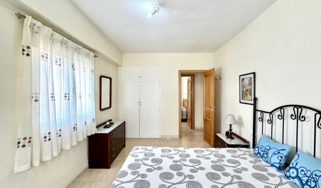 Brukt - Apartment -
Torrevieja - Estacion De Autobuses