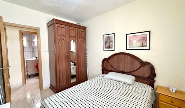 Brukt - Apartment -
Torrevieja - Estacion De Autobuses