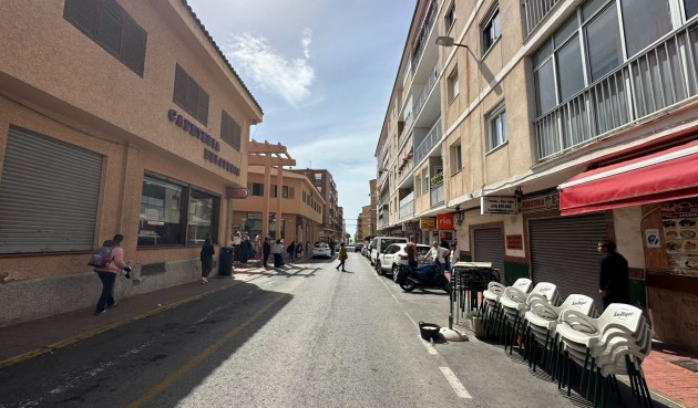 Brukt - Apartment -
Torrevieja - Estacion De Autobuses