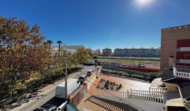 Brukt - Apartment -
Torrevieja - Playa del Cura