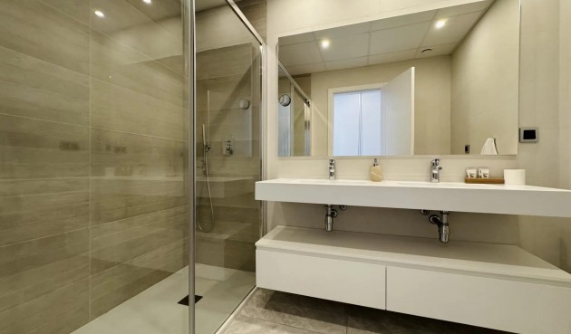 Brukt - Apartment -
Benidorm - Playa de Poniente