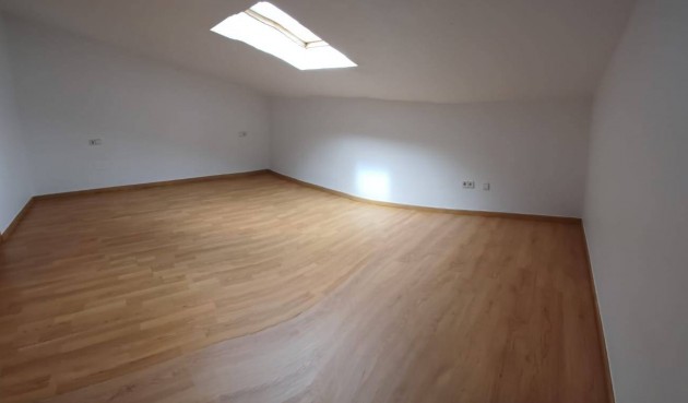 Brukt - Tosidig -
Santiago de la Ribera - Santiago De La Ribera