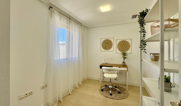 Brukt - Apartment -
Torrevieja - PARQUE DE LAS NACIONES