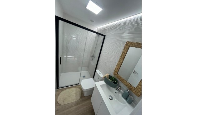 Brukt - Apartment -
Torrevieja - Punta Prima