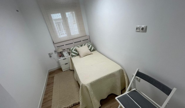 Brukt - Apartment -
Torrevieja - Punta Prima