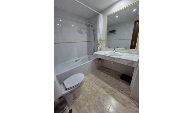 Brukt - Apartment -
Punta Prima - Costa Blanca