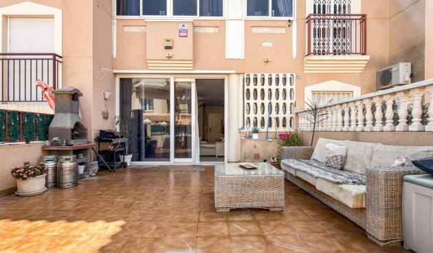 Brukt - Town House -
Orihuela Costa - Costa Blanca